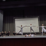 2024_11_24_Kirchheim_Wie_ein_Fischschwarm_620